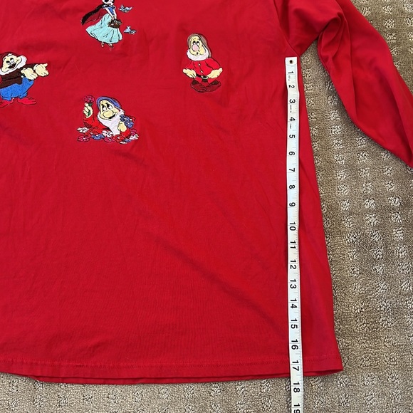 Vintage Disney’s Snow White and the 7 Dwarfs Top XL - Picture 6 of 10